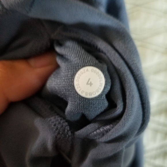 💙 Ink Blue Align 28" Size 4 NWT RARE 💙 - Picture 2 of 4